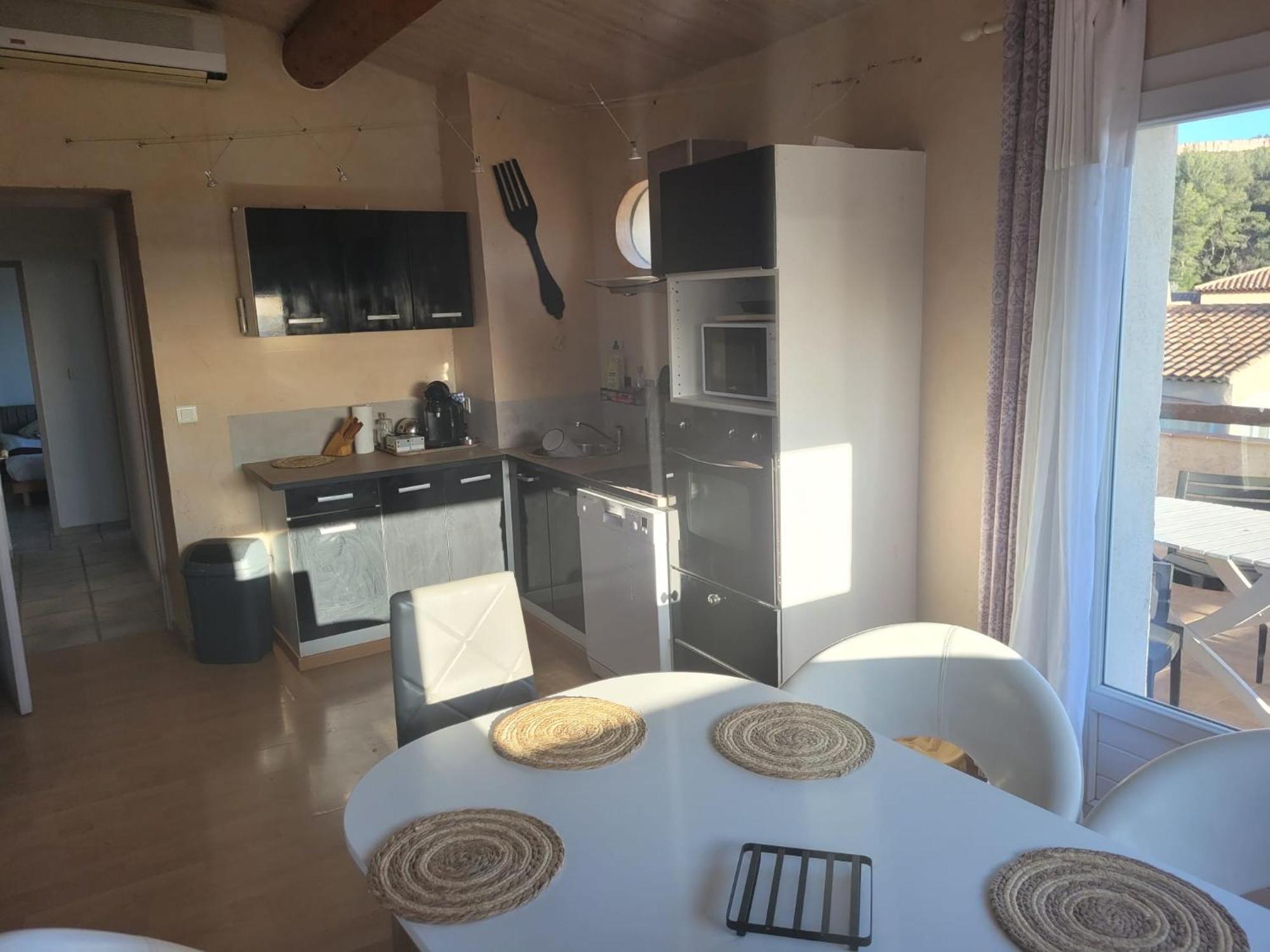 Appartement Proche Aeroport Marseille Marignane - Studio Confortable - Logement Ideal - Hebergement Tout Equipe Rognac Zewnętrze zdjęcie